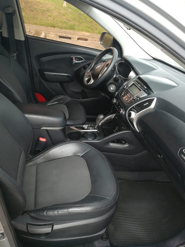 Imagen 8 de 11 de Hyundai Tucson 2011 Techo Panoramico Turbo Diesel