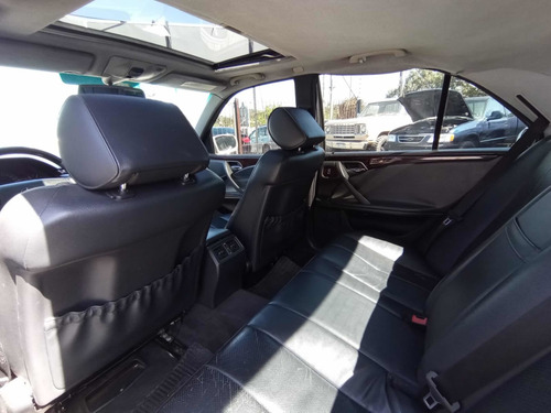 Imagen 10 de 12 de Mercedes-benz Clase E 2000 2.7 E270 Cdi Elegance Plus At
