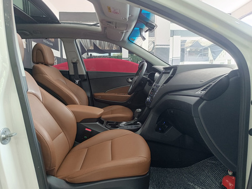 Hyundai Santa Fe 3.3 7l 4wd Aut. 5p