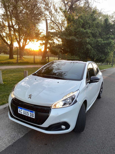 Peugeot 208 Gt