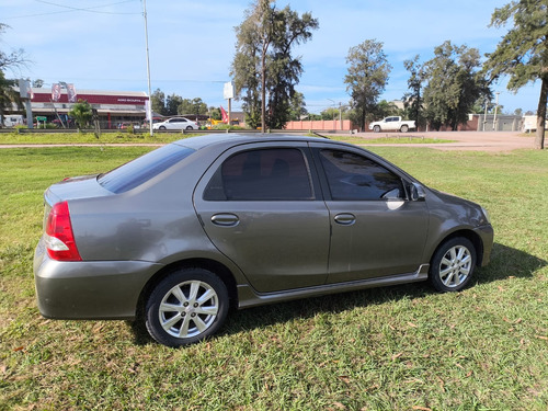 Toyota Etios 1.5 Sedan Xls