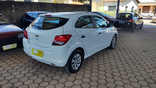 Imagem 3 de 4 de Chevrolet Onix 2019 1.0 Joy 5p