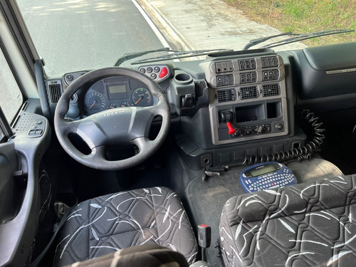 Imagem 17 de 25 de Iveco Stralis 480 - 2013 - 6x4 - Unico Dono - Baixo Km - Aut