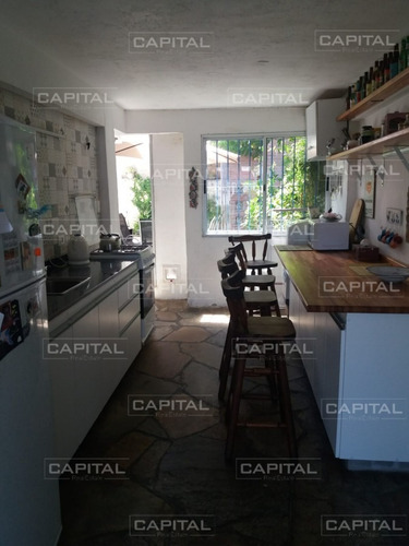Casa En Venta Y Alquiler, Playa Mansa, Punta Del Este-ref:28702