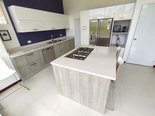 Dc Casa En Alquiler En Alto Hatillo 25-7287 Yf