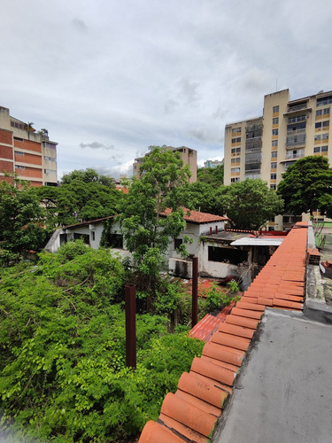Terreno En Venta En Av. Principal De El Cafetal 1.100m2