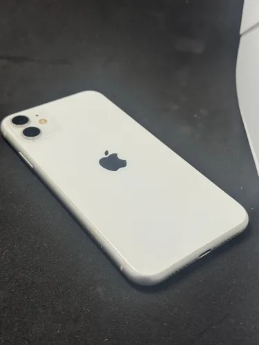 Apple iPhone 11 128gb Blanco (Usado)