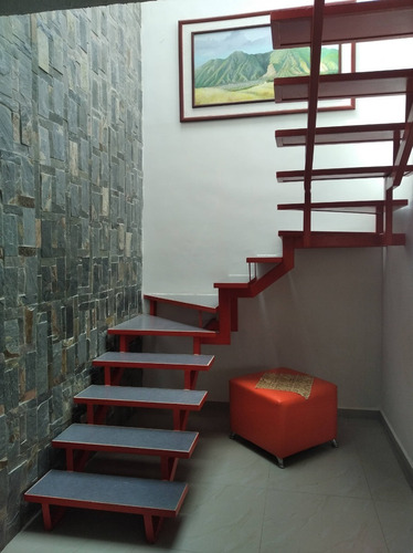 Se Vende Casa Quinta 450m2 Bosques De La Lagunita