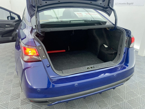 Imagen 23 de 25 de Nissan Versa Exclusive At 1.6