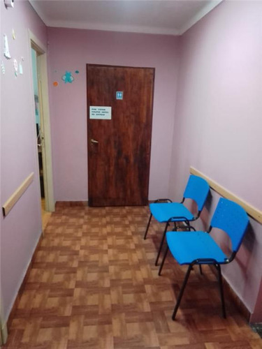 Imagen 3 de 12 de Consultorios U Oficinas Al Frente, Planta Baja- Alquiler-banfield-l. Zamora