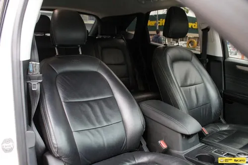Ford Escape 2.5SE HEV