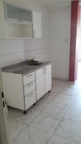 Imagen 3 de 11 de Muy Buen Depto. Con Terraza Privada Y Lavadero.