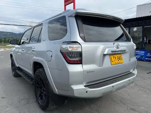 Toyota Sr5 4runner 4.0cc At Aa 4x4