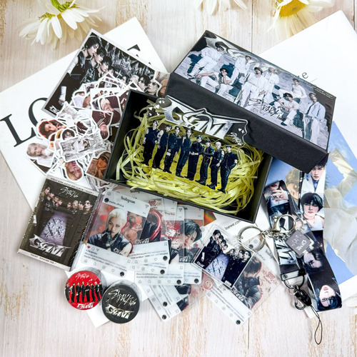 Stray Kids Giant Caja De Regalo