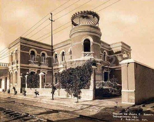 Casa En Venta, Santo Domingo Tehuantepec, Oaxaca.