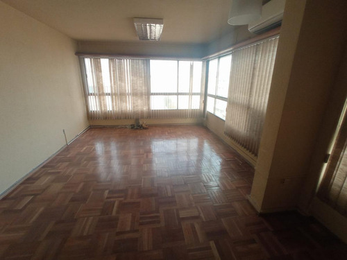 Imagen 8 de 18 de Oficina- Plaza Independencia , 600 M2 , Gge X1, Vista A Tres Frentes , Piso Alto !!