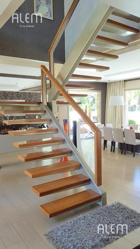 Casa En Venta En St. Thomas Canning | Triple Lote