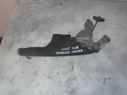 Imagen 3 de 3 de Vendo Palanca De Freno De Mano De Skoda Octavia Año 2003