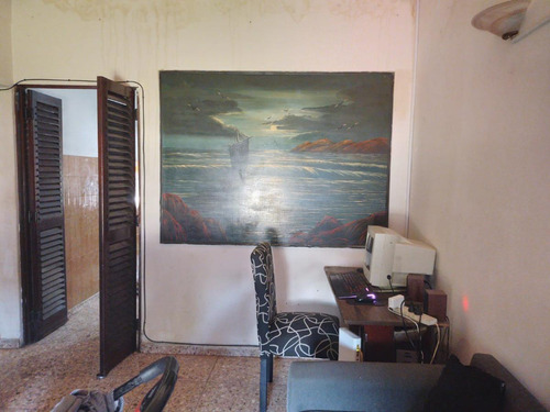 Casa En Venta - 3 Dormitorios 2 Baños - Cochera - 528mts2 - Gregorio De Laferrere, La Matanza