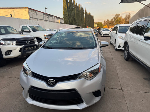 Toyota Corolla 1.8 Base At