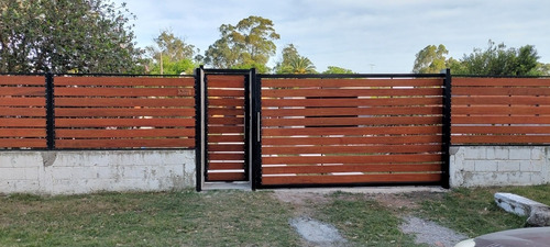 Imagen 8 de 10 de Cercos Y Cerramientos En Hierro Y Madera