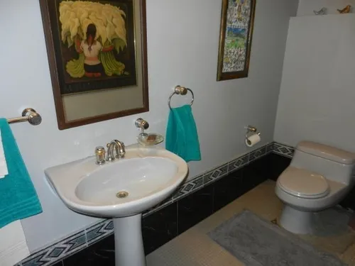 Casa En Venta 23-9533 En Chuao
