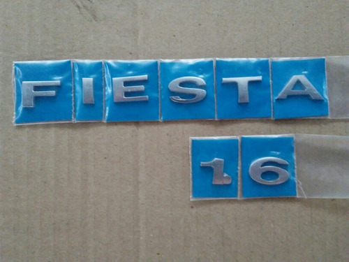 Kit Emblemas Fiesta 1.6 Metal Sin Adhesivo Precio 2piezas