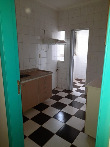 Imagem 2 de 10 de Apartamento - Ap00264 - 69739536