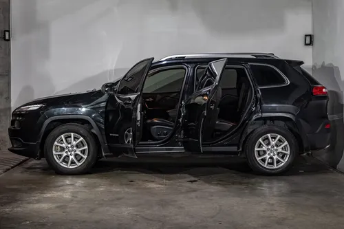 Jeep Cherokee 3.2 Longitude
