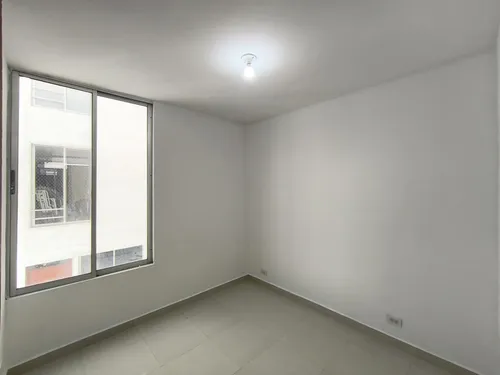 Apartamento En Venta En Prados Del Este. Cod V30502