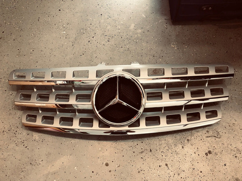 Mercedes W164 Parrilla Nueva Ml500 Ml350 Con Estrella