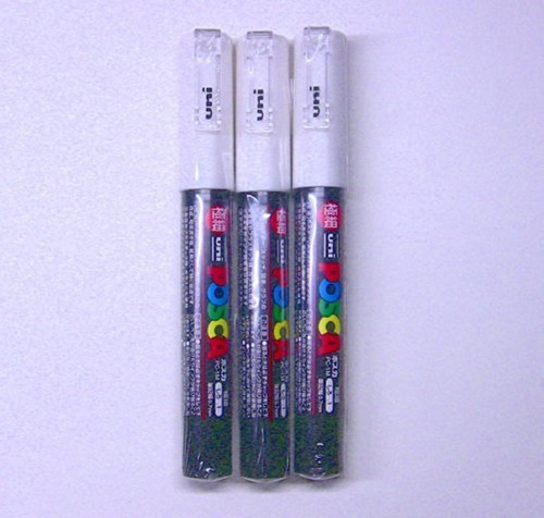 Uni Posca Paint Marker Pc-1m Blanco, 3 Bolígrafos Por Japón)