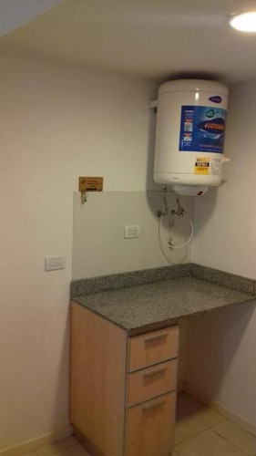 Imagen 7 de 17 de Departamento 2 Ambientes En Caseros Centro
