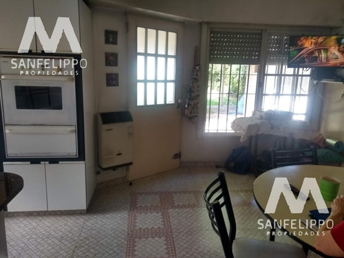 Casa Quinta - Venta - Monte Grande - Esteban Echeverria