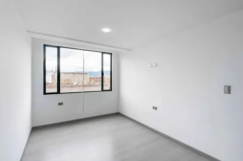 Apartamento En Venta En Las Ferias. Cod V23334