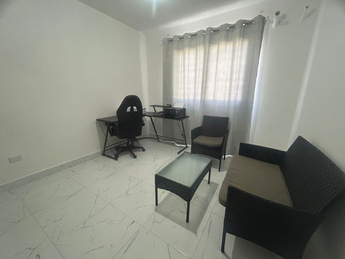 En Venta Apartamento Moderno Y Económico Con Patio