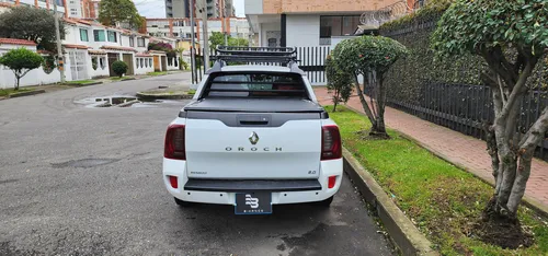 Renault Duster Oroch 2.0 Intens 4X4