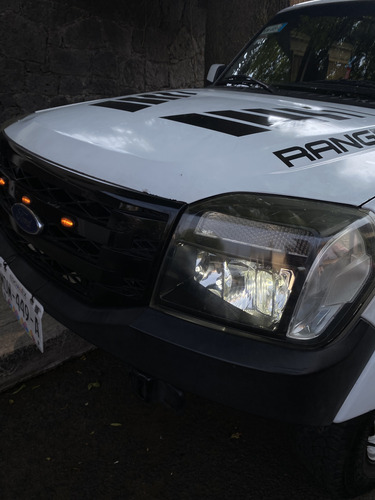 Ford Ranger Pickup Xl L4 Crew Cab 5vel Mt