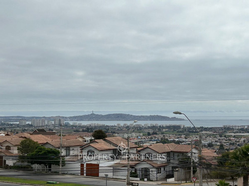 Arriendo Casa Amoblada Con Excelente Ubicación En ...