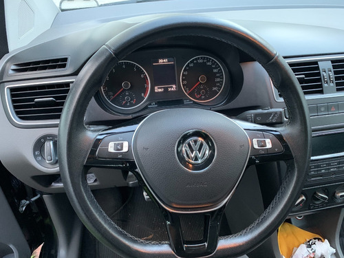 Vw Fox Highline 110hp Msi 2015