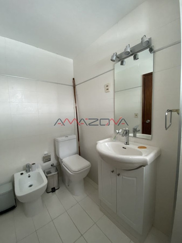 Imagen 16 de 24 de Edificio Varadero. Puerto Puerto Punta Del Este, 4 Dormitorios 3 Baños Y Toilette. Estufa A Leña.