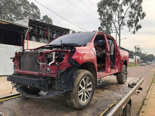 Sucata Toyota Hilux 2016/2016 177cv