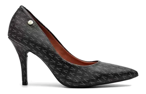 Scarpin humanitarian sales