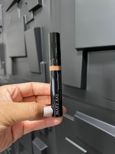 Corretivo Perfecting Concealer Mary Kay 6g Os Tons Tom Deep Bronze - Bronze Foncé 092196