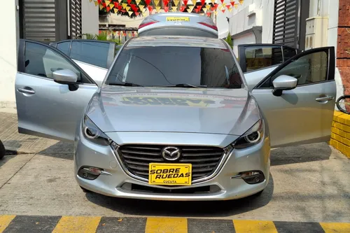 Mazda 3 2.0 Touring Mt