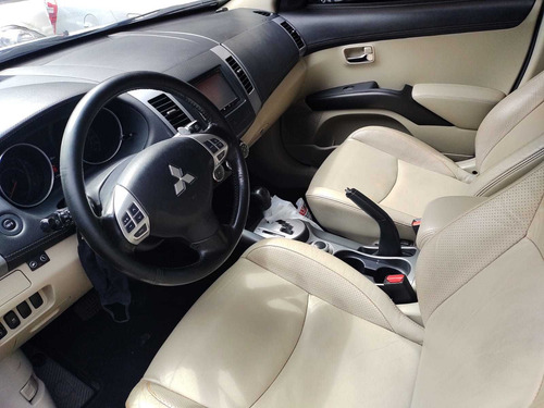 Imagem 6 de 10 de Mitsubishi Outlander Gt 3.0 V6