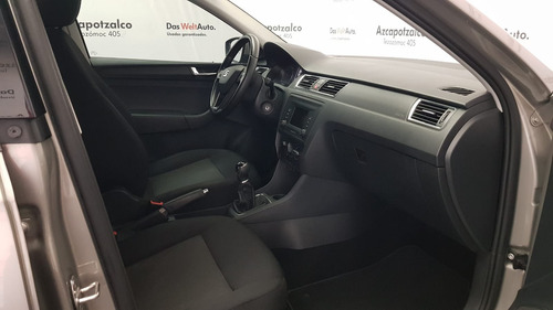 Imagen 10 de 15 de Seat Toledo 1.6 Reference Mt