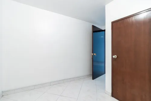 Local En Venta En Santa Paula. Cod V5784