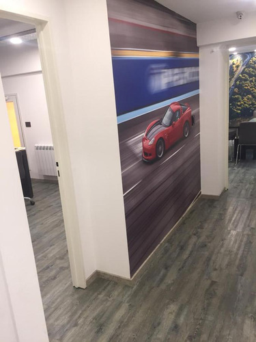 Imagen 26 de 30 de Depósito Con Oficinas Y Ph Para Coleccionistas De Autos