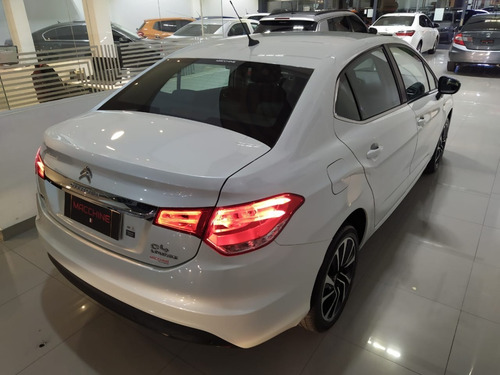 Imagen 14 de 15 de Citroen C4 Lounge S Edition Thp Mt